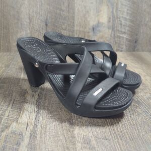 Crocs Cyprus IV Sandals Women's Size 6 Black Heel Platform Shoes